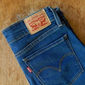 Levis Slim Jeans